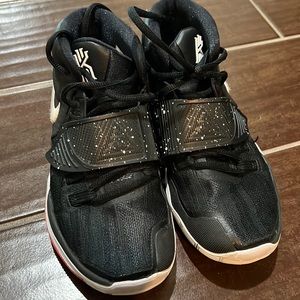 Nike kids basketball shoes, size 3 youth